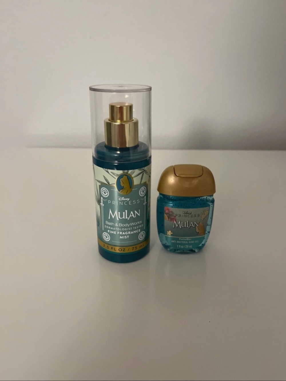 Bath & Body Works Mulan 2.5oz Mini & PocketBac Set